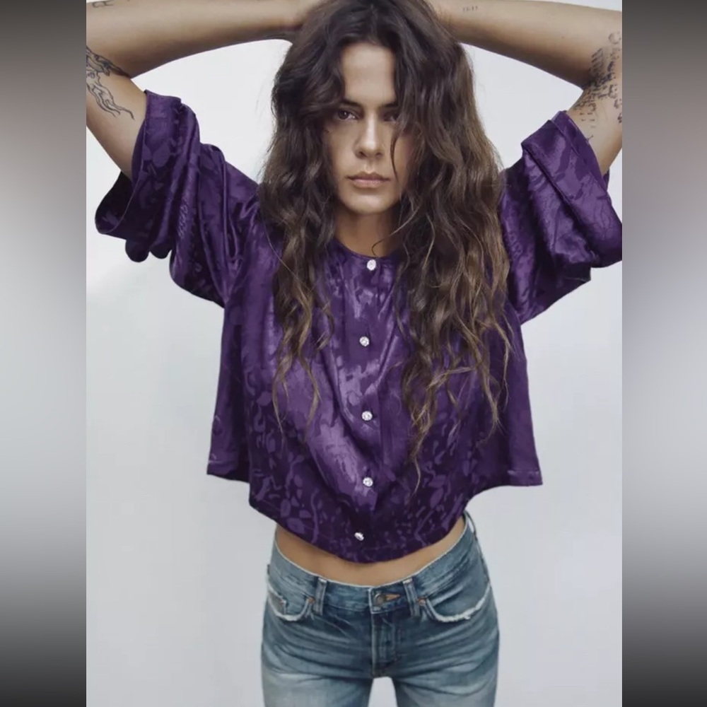 Zara Purple Long Bell Sleeve Rhinestone Button Jacquard Blouse Size M NEW